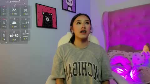 Snapshot of _sophie__miller chatting on September 29, 10:26 pm Sophie online show from September 29, 10:26 pm