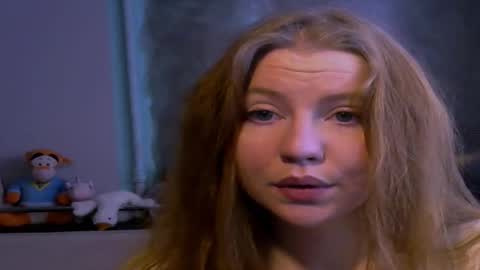  Space Girl  online show from February 5, 11:23 am