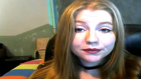  Space Girl  online show from November 11, 10:01 am