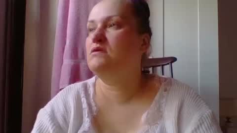 Snapshot of _squirty_pussyyy_ chatting on March 10, 7:33 am Melisa online show from March 10, 7:33 am