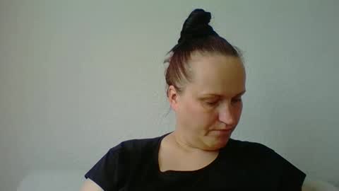Snapshot of _squirty_pussyyy_ chatting on October 7, 9:14 am Melisa online show from October 7, 9:14 am