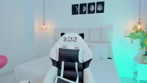 Steff online show from January 8, 11:42 pm