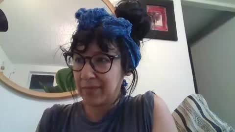 _tutti_frutti_ online show from March 1, 2:55 am