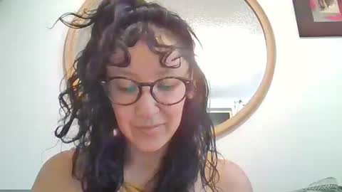 Snapshot of _tutti_frutti_ chatting on October 19, 3:19 am _tutti_frutti_ online show from October 19, 3:19 am