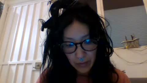 Snapshot of _tutti_frutti_ chatting on January 18, 6:13 am _tutti_frutti_ online show from January 18, 6:13 am