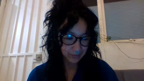 Snapshot of _tutti_frutti_ chatting on January 30, 1:44 am _tutti_frutti_ online show from January 30, 1:44 am
