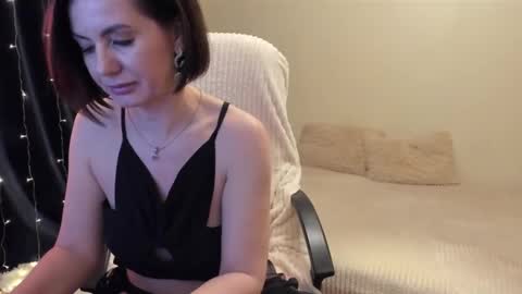 Snapshot of _vallylove chatting on March 8, 11:18 pm _vallylove online show from March 8, 11:18 pm