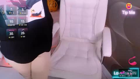 _vanilla_dream_ online show from November 13, 8:13 am