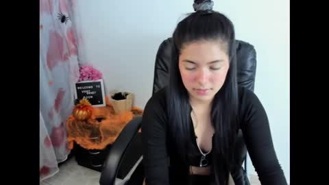 Vicky online show from October 29, 8:44 pm