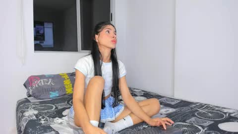 Violeta online show from January 17, 4:17 am