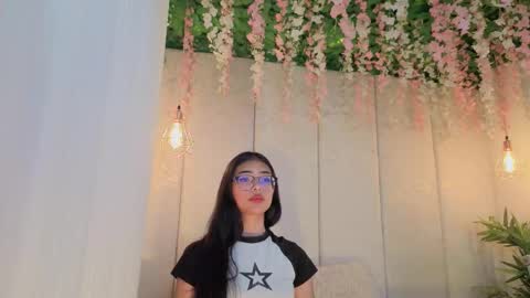   online show from March 26, 8:32 pm