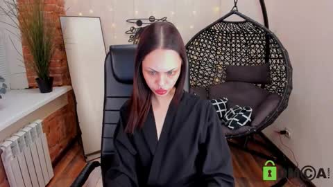 _your_lilith_ online show from November 25, 3:36 pm