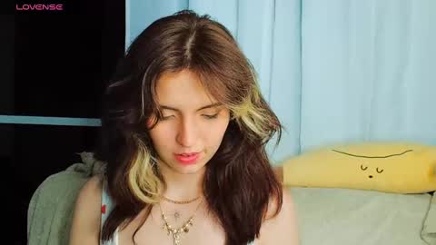 _yourcherrybomb online show from February 2, 12:40 am