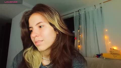 _yourcherrybomb online show from March 2, 5:33 am