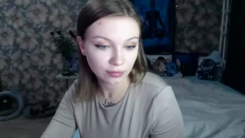 Alice online show from September 12, 3:19 pm