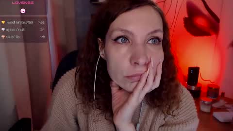 Snapshot of aamazingjoi chatting on February 10, 7:04 am Katie online show from February 10, 7:04 am