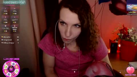 Snapshot of aamazingjoi chatting on February 24, 4:26 pm Katie online show from February 24, 4:26 pm