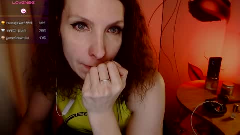 Snapshot of aamazingjoi chatting on January 24, 8:53 pm Katie online show from January 24, 8:53 pm