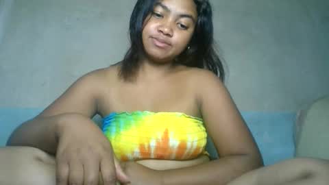 aariciah online show from March 27, 10:27 am