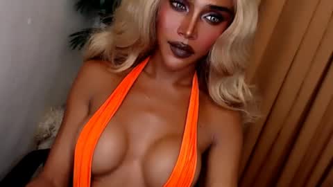 aayahh online show from April 13, 7:03 pm