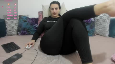 Snapshot of abbeyk11 chatting on February 1, 8:39 am Abby online show from February 1, 8:39 am