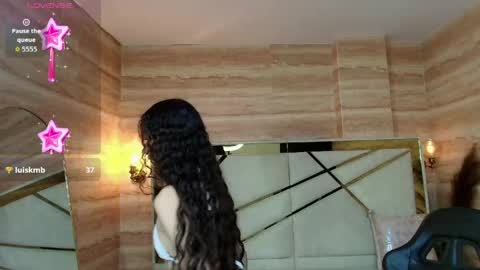 Abby  online show from May 28, 1:09 pm