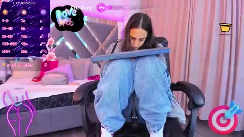 abby_esposiito online show from March 4, 7:09 pm