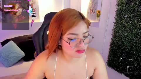Snapshot of abby_mae_ chatting on October 20, 7:50 pm Abby online show from October 20, 7:50 pm