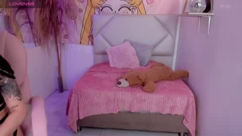 ABBY online show from April 15, 4:07 pm