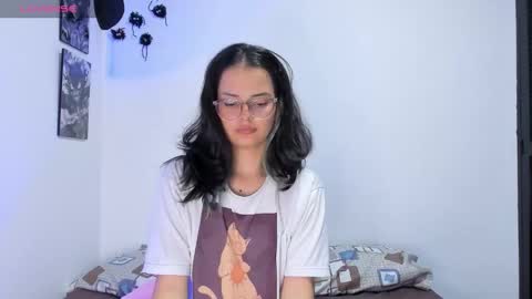 Snapshot of abby_saenz01 chatting on October 6, 6:45 pm Abby Saenz online show from October 6, 6:45 pm