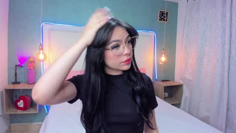 Abby Dixon  online show from January 19, 7:15 pm