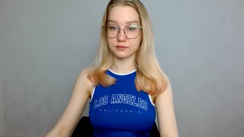 Abby Lovense is active online show from February 23, 8:33 am