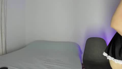 Snapshot of abbyquinn__ chatting on March 7, 1:31 am Abby  online show from March 7, 1:31 am