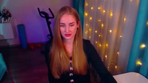 Anna online show from December 2, 5:46 pm