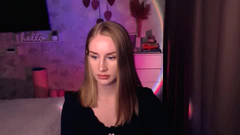 Anna online show from October 17, 6:44 pm