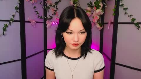 Lily online show from May 10, 12:18 pm