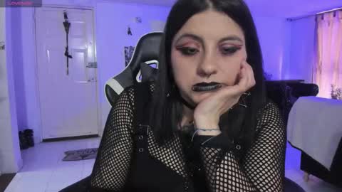 Snapshot of acid_alice666 chatting on September 18, 4:27 pm Alice online show from September 18, 4:27 pm