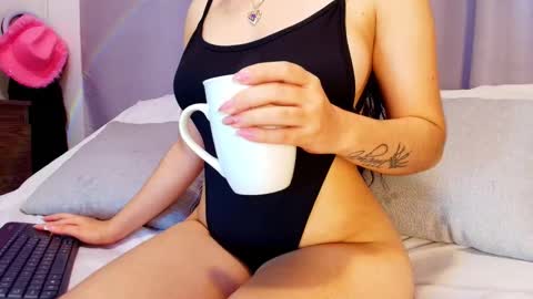  Adara Johnson  online show from October 23, 11:49 am