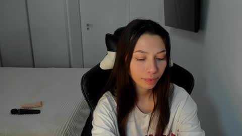 Adda online show from December 18, 6:46 pm