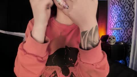 Ade  online show from January 15, 8:37 pm