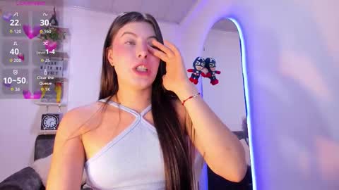 Snapshot of adela_parker chatting on September 16, 7:33 pm Adela Parker online show from September 16, 7:33 pm