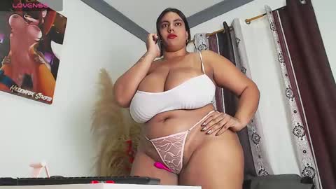 Snapshot of adelamorales chatting on February 5, 5:32 pm adelamorales online show from February 5, 5:32 pm