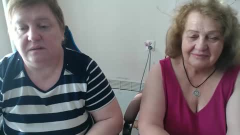 AdelAndSofia online show from January 14, 9:47 am