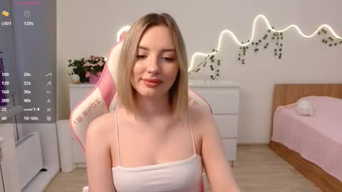 Adele online show from February 5, 1:03 pm