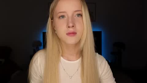 Adele online show from April 14, 8:53 pm