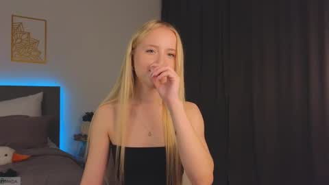 Adele online show from November 8, 11:32 pm