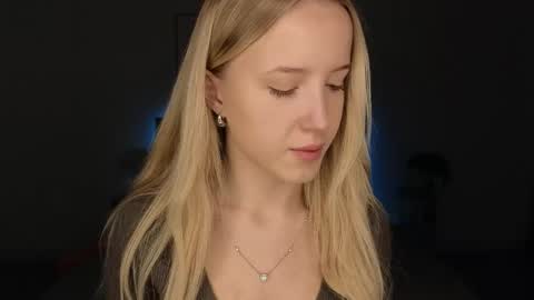 Adele online show from April 26, 8:50 pm