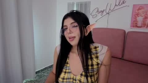 Snapshot of adele_latinlady chatting on October 2, 9:20 pm Sofi online show from October 2, 9:20 pm