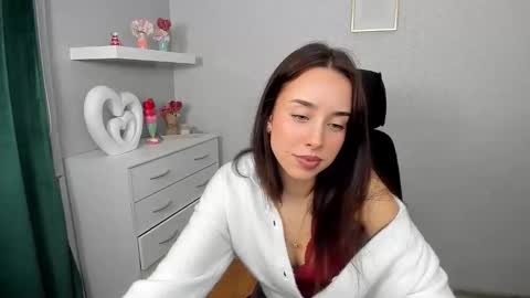 Adele online show from March 18, 6:40 am