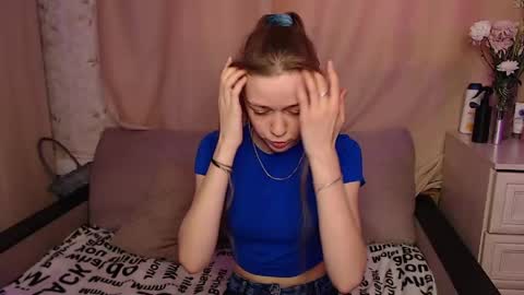 Lina online show from April 28, 8:18 am